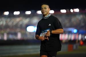 BIB: 432
                            <button type="button" onclick="openModal(19844486)" class="btn btn-primary btn-sm float-right btn-popup" data-toggle="modal" data-target=".modal-high-quality">
                        <i class="fas fa-shopping-cart"></i> Add to Cart
                    </button>
                                            <button type="button" onclick="isThisMe(19844486, true)" class="btn btn-success btn-sm float-right btn-popup btn-isme hidden" data-toggle="tooltip" data-placement="bottom" title="นี่คือรูปของคุณใช่ไหม คลิกที่นี่เพื่อเอาเข้าอัลบั้ม">
                        <i class="fas fa-plus"></i> Add to album
                    </button>
                    <button type="button" onclick="isThisMe(19844486, false)" class="btn btn-warning btn-sm float-right btn-popup btn-isnotme hidden">
                        <i class="fas fa-ban"></i> Remove from album
                    </button>